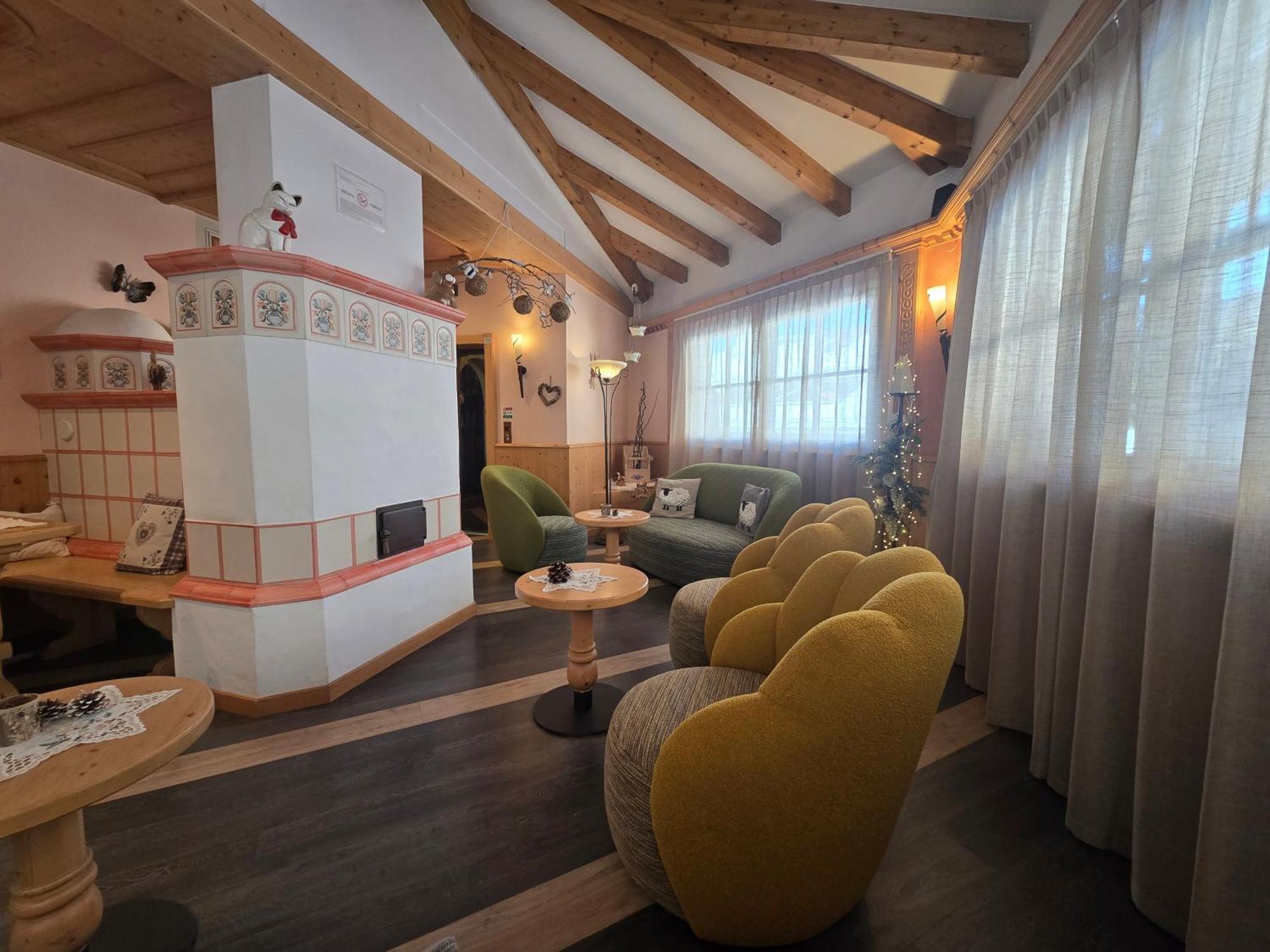 Hotel Azola 까나제이 외부 사진