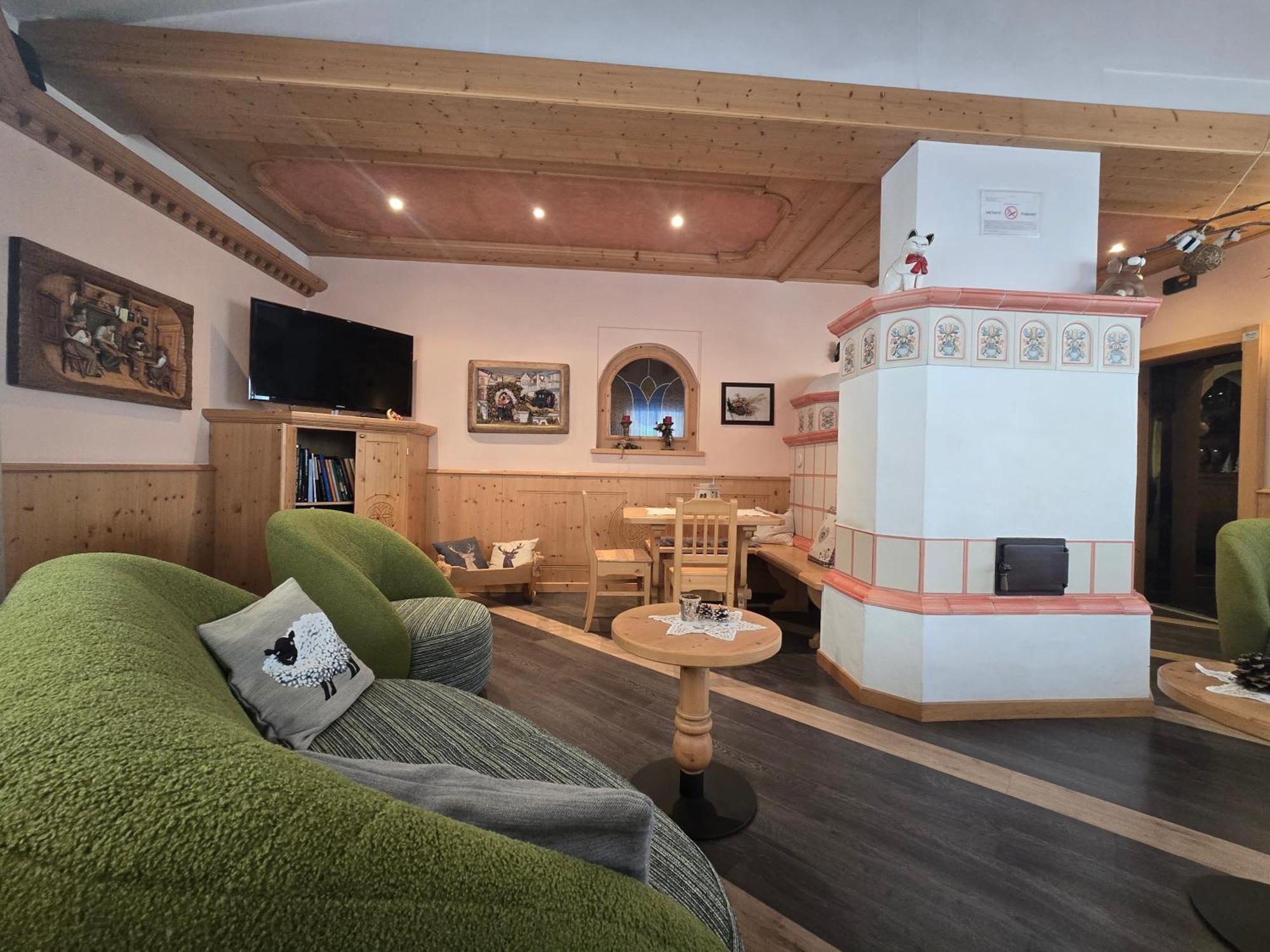Hotel Azola 까나제이 외부 사진