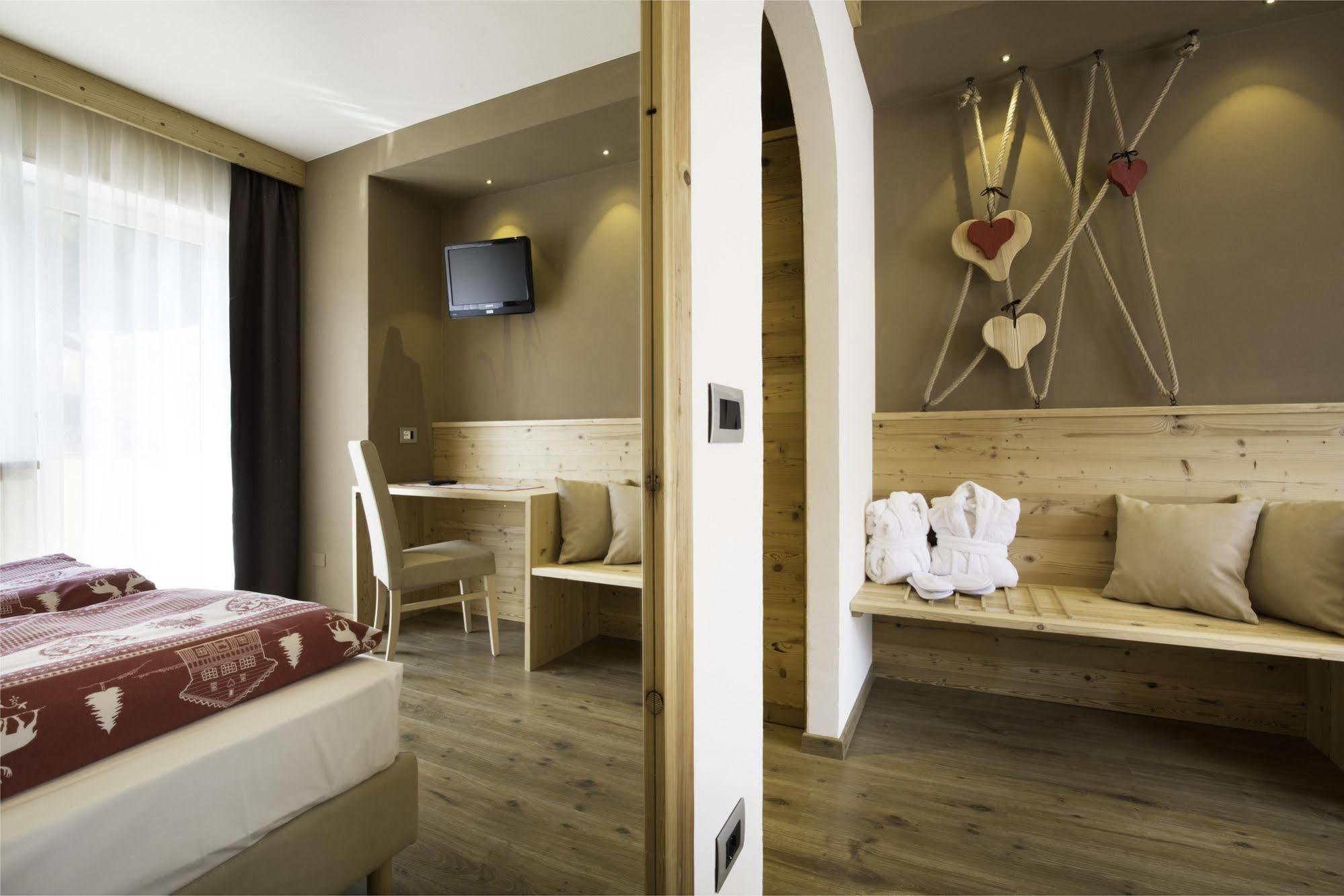 Hotel Azola 까나제이 외부 사진